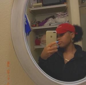 Meet your Posher, Imani